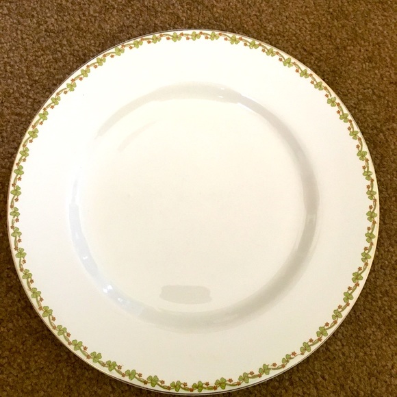 Vintage Johnson Brothers Dinner Plate - Picture 1 of 5